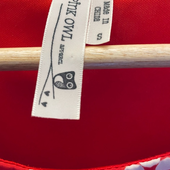 Pink Owl red shift dress with white chevron pattern. Size Small. Used condition. - Picture 4 of 6